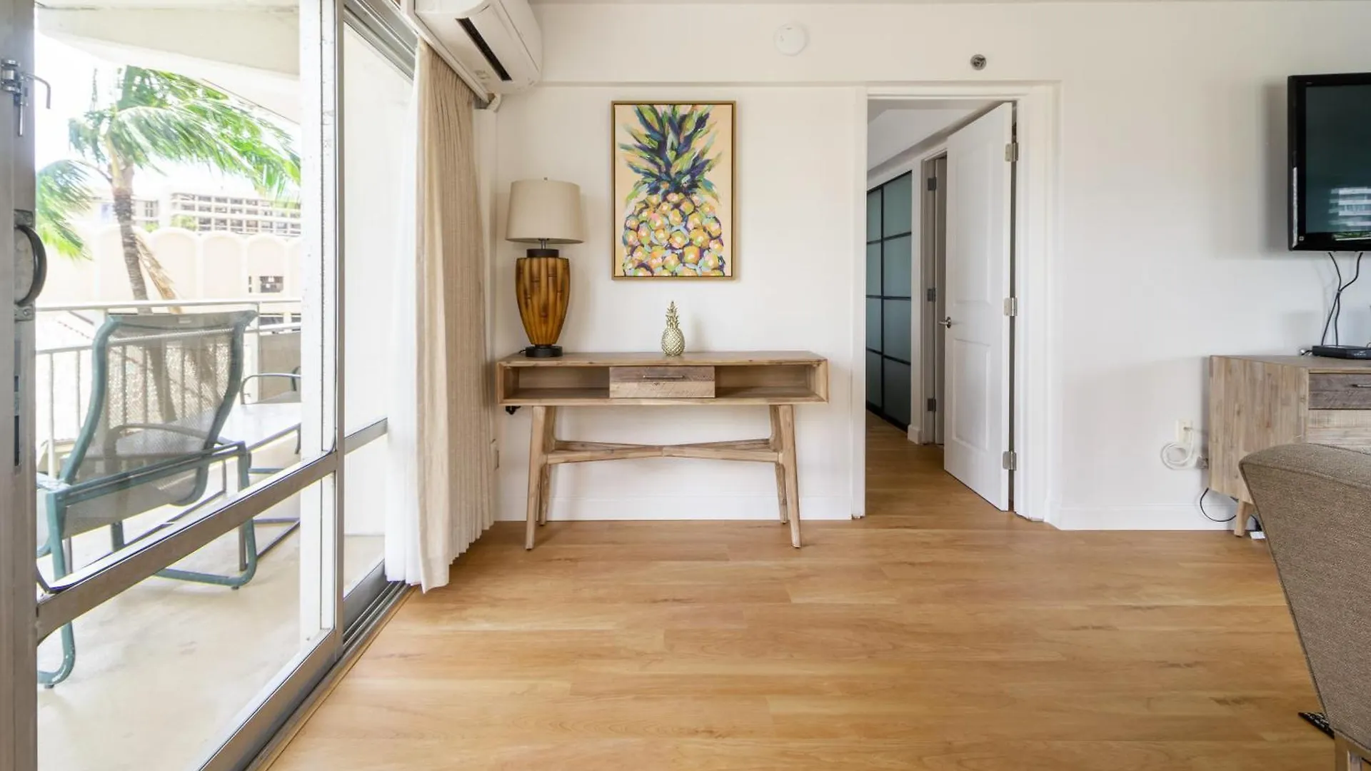 City And Palm View Oceanfront Bliss With Free Parking Honolulu Appartement